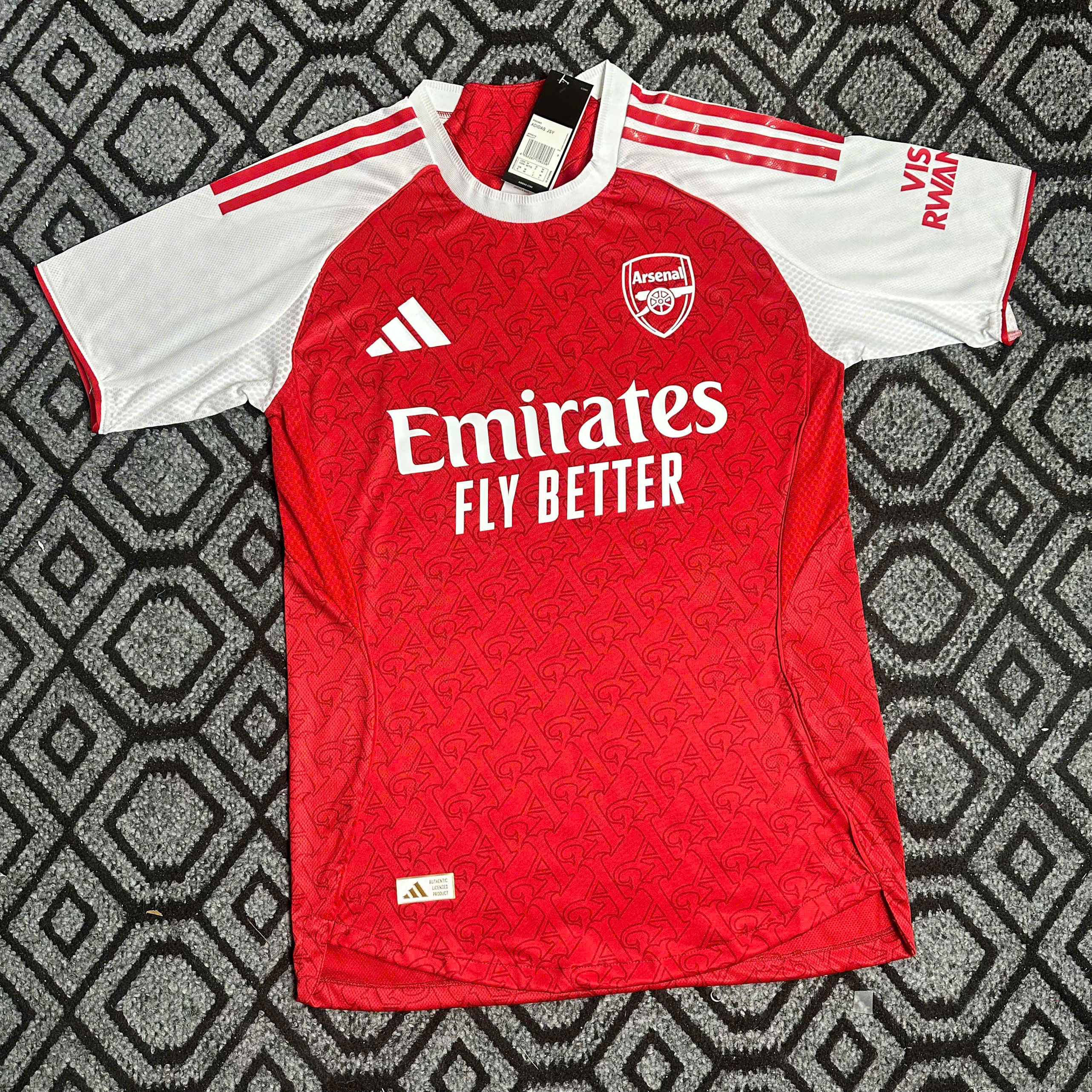 Arsenal 2025/2026 Home Set (Adults and Kids) image 3